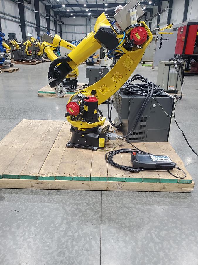 Refurbished Fanuc M-20id/25 (Arcmate 120id) Industrial Robot With R-30ib Plus Controller