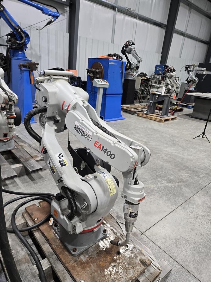 Used Yaskawa Motoman EA1400 Industrial Robot With XRC 2001 Controller