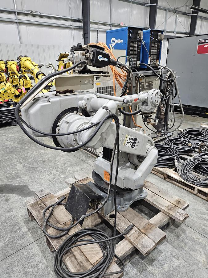 Used Dual Arm Yaskawa EA1900N and UP50N Welding Robots With Auto Axcess 450