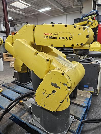 Used Fanuc LR Mate 200ic Industrial Robot With R-30ia Controller