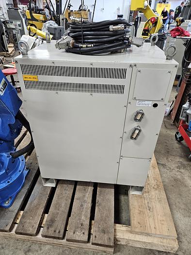 Used 2011 Yaskawa Motoman HP20D Industrial Robot With DX100 Controller