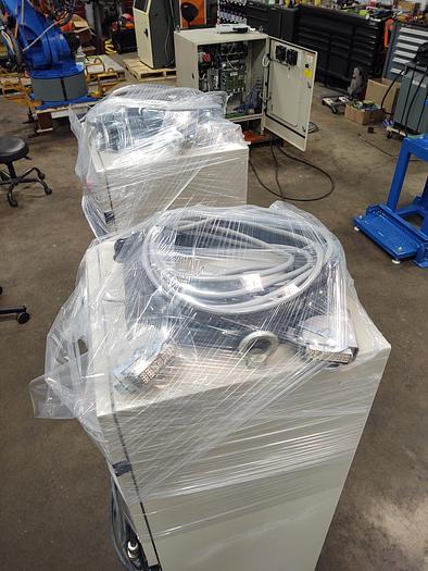 Used 2013 Yaskawa Motoman MH6-10 Industrial Robot with DX100 Controller