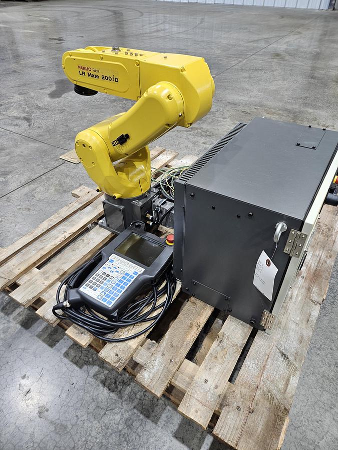 Used Fanuc LR Mate 200iD Industrial Robot With R-30ib Plus Controller