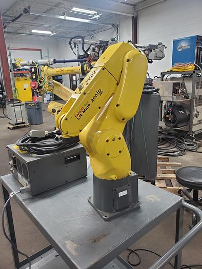 Used Fanuc LR Mate 200iD/7H Industrial Robot With R-30ib Controller