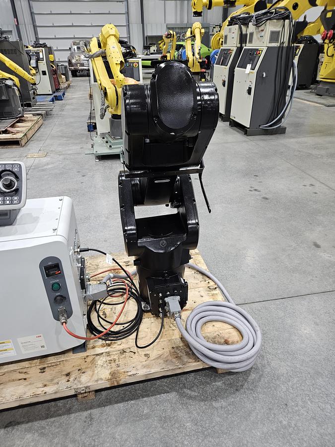 Used ABB IRB 1300-7/1.4 Industrial Robot With OmniCore C90XT Controller