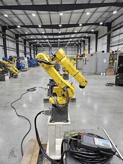 Used Fanuc M-10ia/12 Industrial Robot With R-30ib Controller
