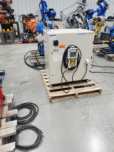 Used Yaskawa MA1400 Industrial Welding Robot with DX100 Controller and Miller Auto Axcess 450