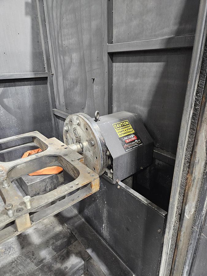 Used Complete Lincoln System 50 Robotic Welding Cell W/ FANUC 100ibe/R-30ia Dual HS and Safety