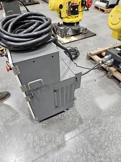 Used Fanuc R-2000ic/210F Industrial Robot With R-30ib Controller