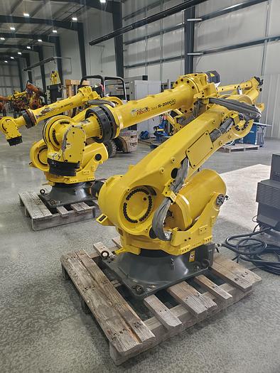 Used Fanuc R-2000ic/210F Industrial Robot With R-30ib Controller
