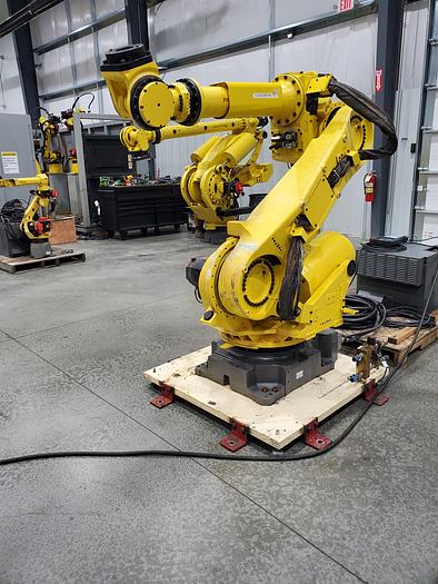 Used Fanuc R-2000ib/165F Industrial Robot With R-30ib Controller