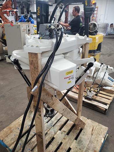 Used FANUC M-2ia/3S Industrial Spider Robot with R-30ib Controller