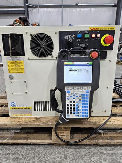 Used Fanuc Arcmate 100ic Industrial Welding Robot With Lincoln PW R450 And Reamer