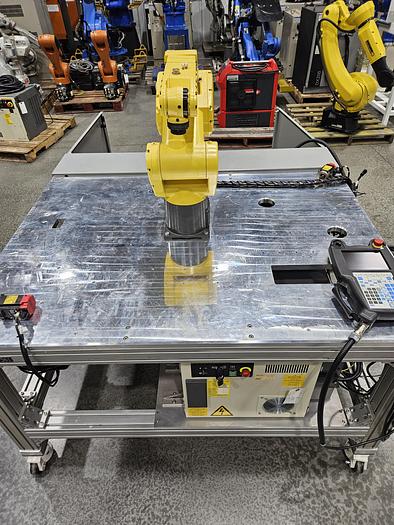 Used Fanuc LR Mate 200iC/5L Industrial Robot With R-30ia Controller - Very Low Hours