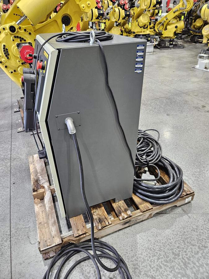Used Fanuc M-900ib/700 Industrial Robot With R-30ib Plus Controller