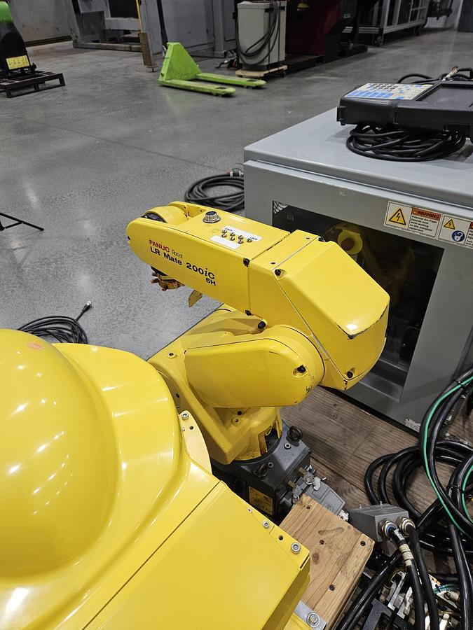 Used Fanuc LR Mate 200iC and M-1ia Dual Arm Robot - F110578