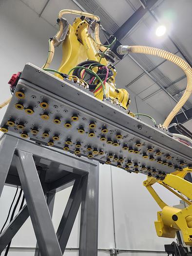 Used Fanuc M-410ib/140H Industrial Robot With R-30ib Plus Controller