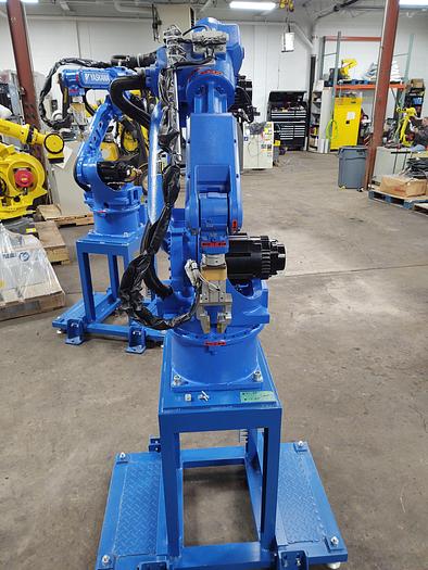 Used 2013 Yaskawa Motoman MH6-10 Industrial Robot with DX100 Controller