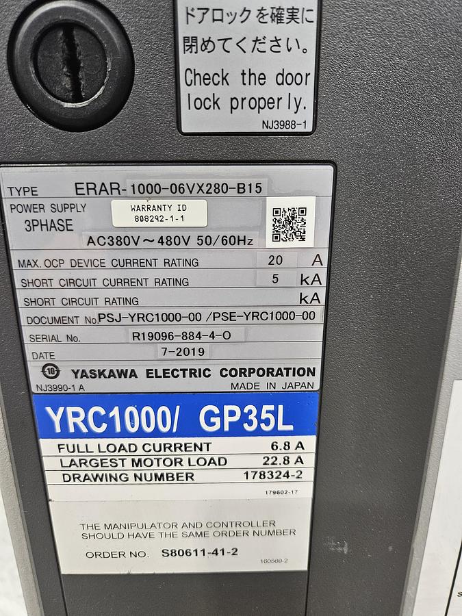 Used Yaskawa Motoman GP35L Industrial Robot With YRC1000 Controller