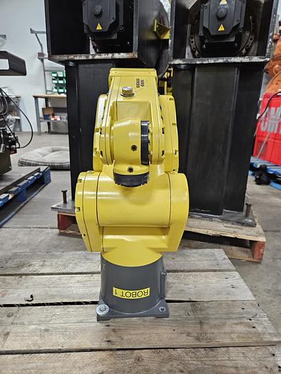 Used Fanuc LR Mate 200ic Industrial Robot With R-30ia Controller