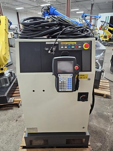 Used Fanuc M-710ib/45e Industrial Robot With RJ3IB Controller