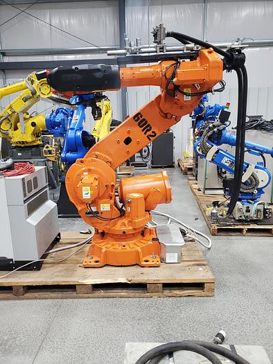 Used ABB IRB 6640-235/2.55 Industrial Robot With IRC5 Controller