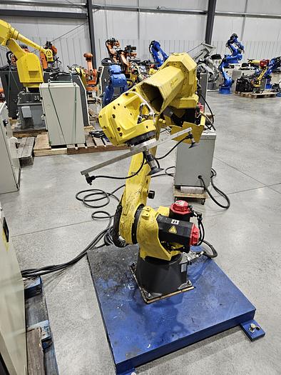 Used Fanuc M-20ia Industrial Robot with R-30ia Controller