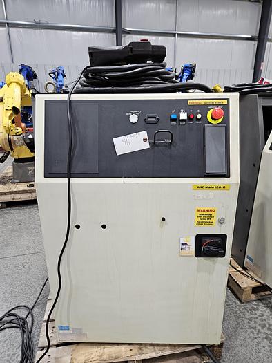 Used FANUC Arcmate 120ic Industrial Robot With R-30ia Controller