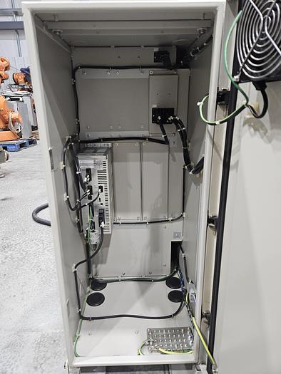 Used Yaskawa Motoman MH50 Industrial Robot With DX100 Controller