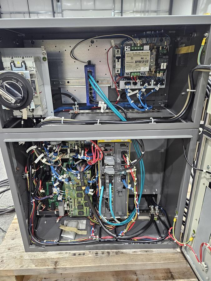 Used Fanuc M-10ia/12 Industrial Robot With R-30ib Controller