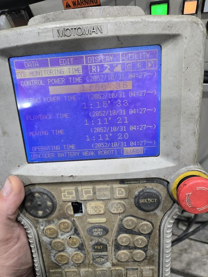 Used Yaskawa Motoman EA1400 Industrial Welding Robot With XRC 2001 Controller