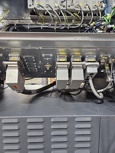 Used KUKA KR16-2 Industrial Robot With KRC4 Controller