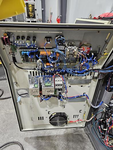 Used Fanuc M-2000ia/900L Industrial Robot With R-30ia Controller