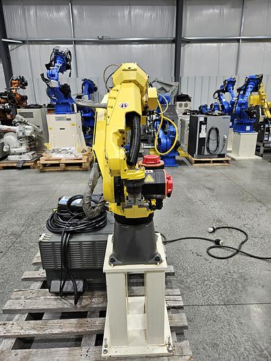 Used Fanuc M-10ia/12