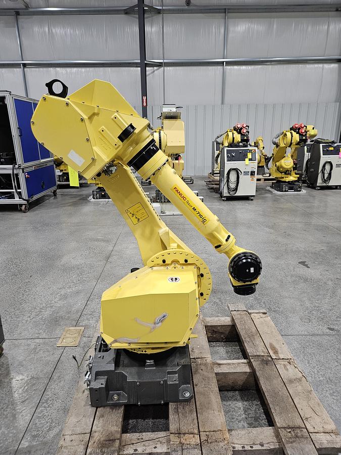 Used FANUC M-710ic/70 Industrial Robot With R-30ia Controller