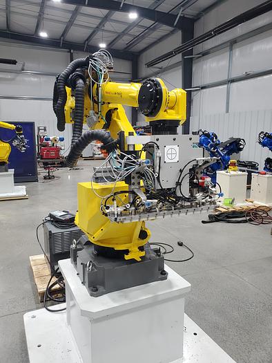 Used Fanuc M-710ic/50 With R30ib Plus controller and 2 vision cameras