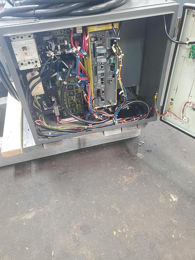 Used Fanuc Arcmate 100ic/6L Industrial Robot With R-30ib Controller