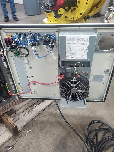 Used Fanuc M-410ic/315 Industrial Palletizing Robot With R-30ib Controller