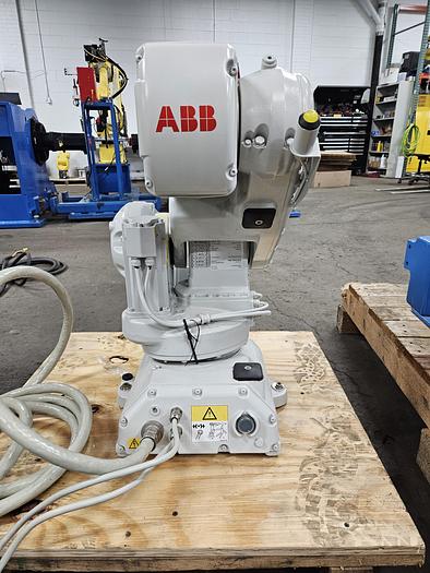 Used ABB IRB 140 Industrial Robot with IRC5 Controller