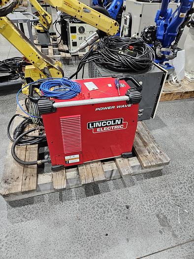 Used Fanuc Arcmate 100ic/6L Industrial Robot With R-30ib Controller and Lincoln Powerwave R450