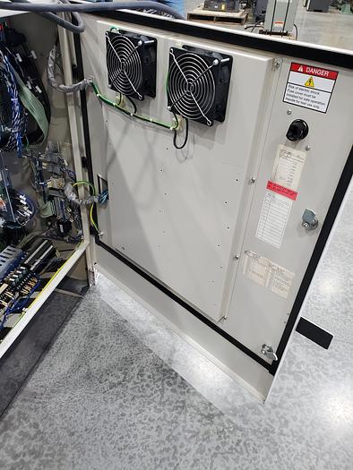 Used Yaskawa Motoman MH50 Industrial Robot With DX100 Controller