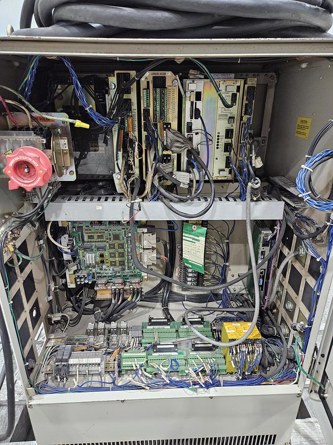 Used Yaskawa Motoman EA1400 Industrial Robot With XRC 2001 Controller