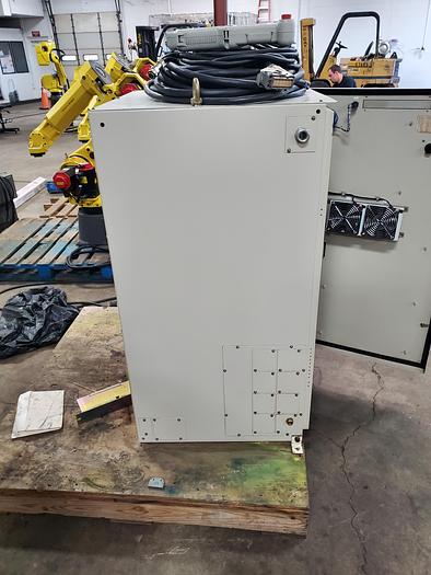 Used Yaskawa Motoman HP6 With NX100 Controller