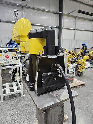 Used Fanuc SR-12ia Industrial SCARA Robot With R-30ib Plus Controller - Unused