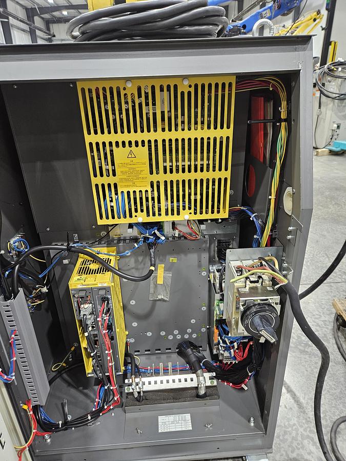 Used FANUC M-710ic/70 Industrial Robot With R-30ia Controller