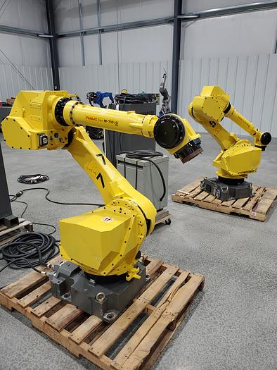 Used FANUC M-710ic/50 Industrial Robot with R-30ia Controller