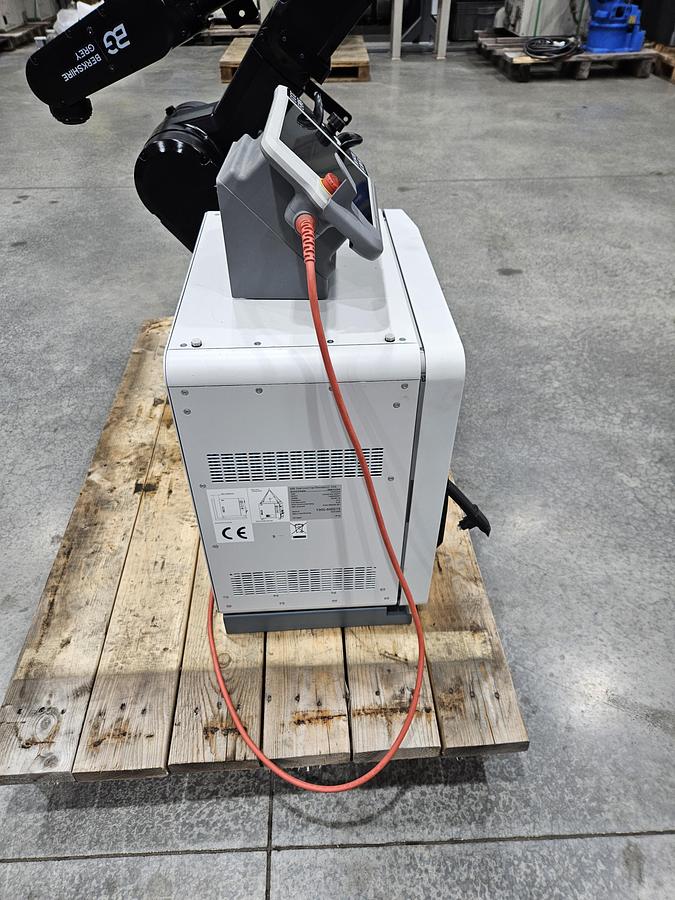 Used ABB IRB 1300-7/1.4 Industrial Robot With OmniCore C90XT Controller