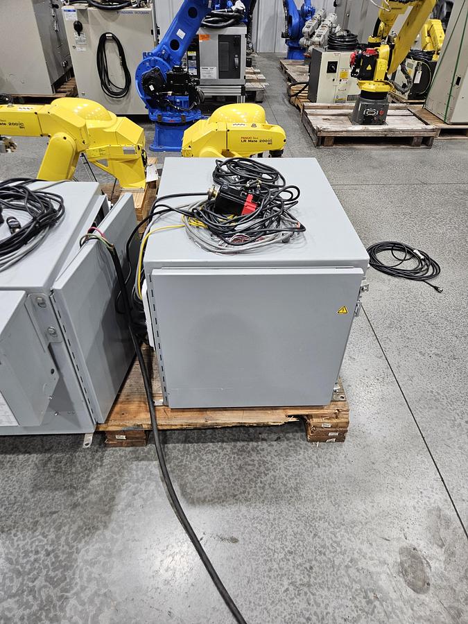 Used Fanuc LR Mate 200iC and M-1ia Dual Arm Robot - F110578