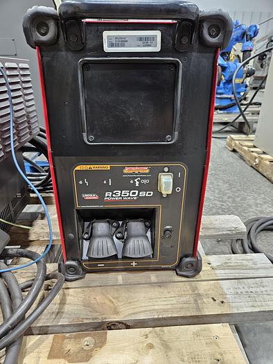 Used Fanuc Arcmate 100ic Industrial Welding Robot With Lincoln PWR350 and Dual Head