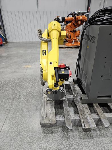 Used Fanuc M-20ia/10L Industrial Robot with R-30ia Controller and 3D Laser Vision Sensor